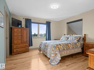 Interior photo 4 of 16948 116 ST NW