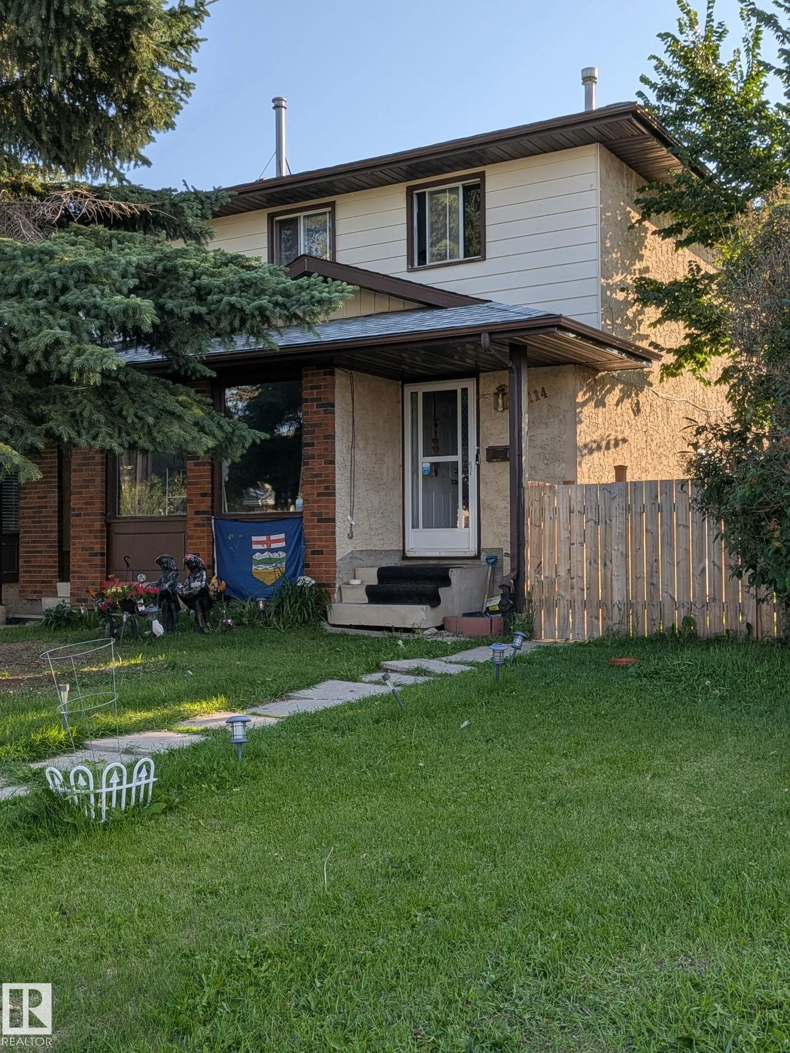 2114 47 ST NW, Edmonton - 3 bedroom Duplex for sale