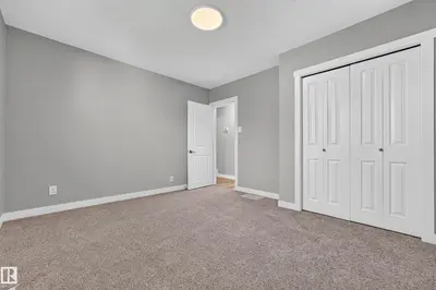Interior photo 4 of 6016 92 AV NW