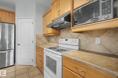 Interior photo 4 of 5111 TERWILLEGAR BV NW