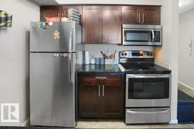 Interior photo 4 of #417 111 WATT CM SW SW