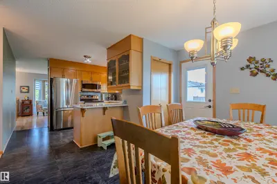 Interior photo 4 of 10709 95 AV
