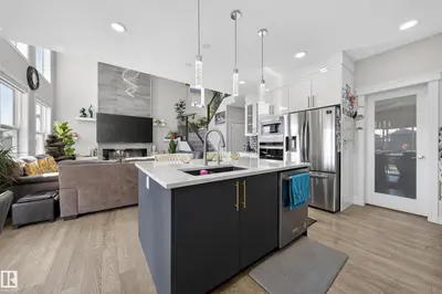 Interior photo 4 of 1927 18 ST NW