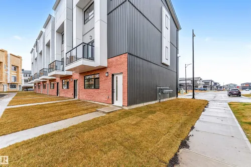 #68 130 element DR, St. Albert - $384,900