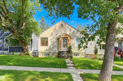 Interior photo 1 of 9728 89 AV NW