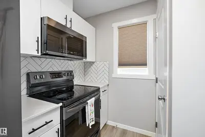Interior photo 2 of #65 50 MCLAUGHLIN DR