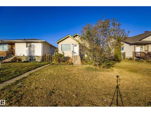 12716 12718 94 ST NW, Edmonton - $299,000