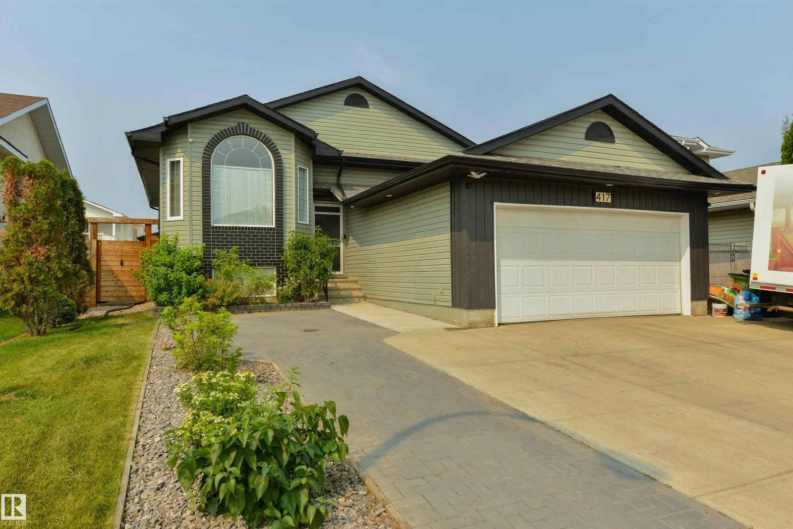 417 HOLLICK-KENYON RD NW, Edmonton - 5 bedroom Detached Single Family for sale