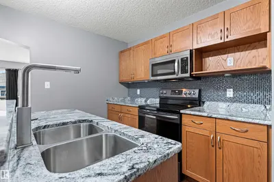 Interior photo 4 of 1154 35A AV NW