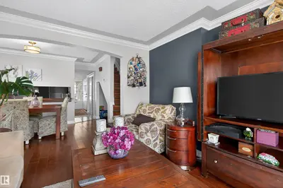 Interior photo 4 of 53 LANCASTER TC NW