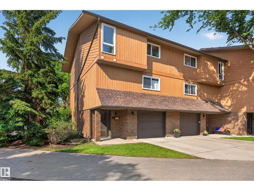 12062 157 AV NW, Edmonton - $259,900