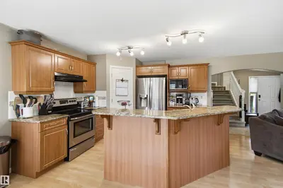 Interior photo 2 of 8203 5 AV SW