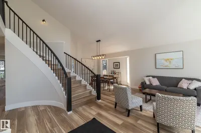 Interior photo 2 of 808 HEPBURN AV NW