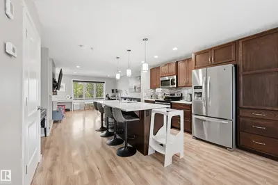 Interior photo 4 of 3457 CUTLER CR SW