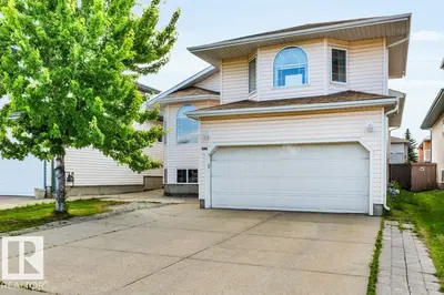 Interior photo 1 of 3135 34B AV NW