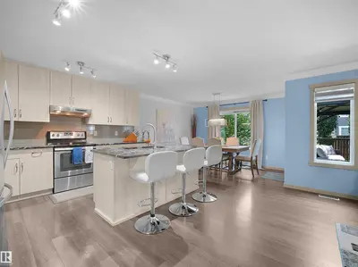 Interior photo 4 of 820 179 ST SW