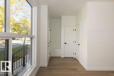 Interior photo 2 of 10546 72 AV NW NW