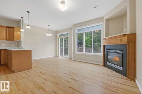 11612 11 AV SW, Edmonton - $325,000