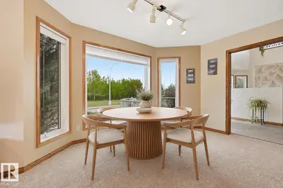 Interior photo 3 of 777 BUTTERWORTH DR NW