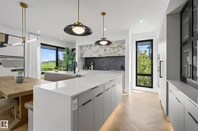Interior photo 2 of #42 5 RONDEAU DR