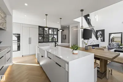 Interior photo 4 of #42 5 RONDEAU DR