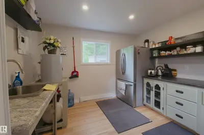 Interior photo 2 of 39 59316 Rge Rd 54