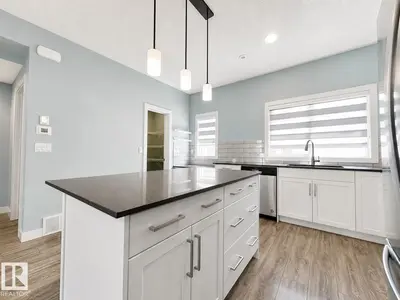 Interior photo 4 of #56 804 WELSH DR SW
