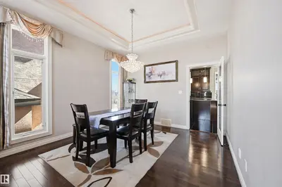 Interior photo 4 of 831 HOLLANDS LD NW
