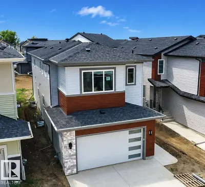 Interior photo 1 of 8916 MAYDAY WY SW