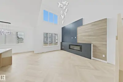 Interior photo 2 of 8916 MAYDAY WY SW