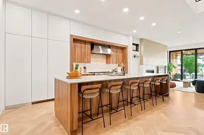 Interior photo 4 of 8712 120 ST NW