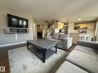 Interior photo 2 of 1820 ROBERTSON CR SW