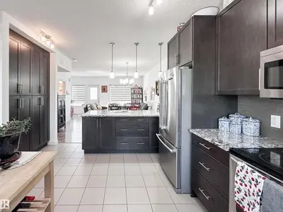 Interior photo 3 of #11 150 EVERITT DR
