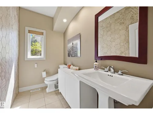 680 TODD LANDING LD NW, Edmonton - $1,098,800
