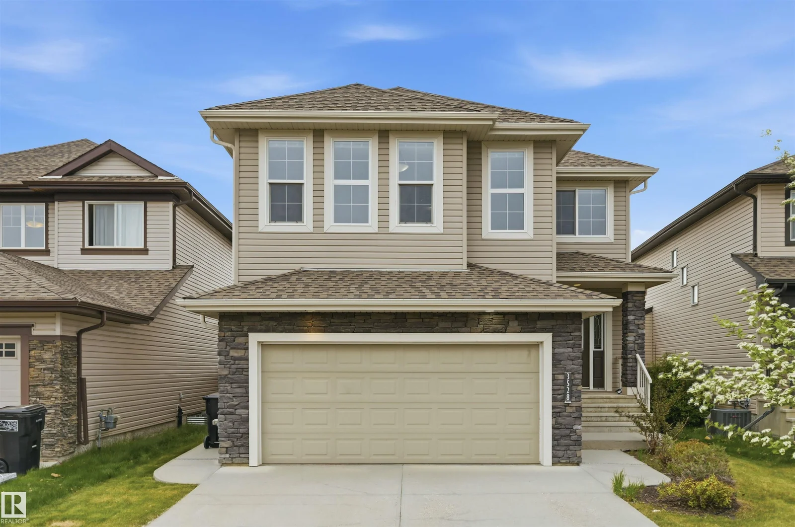 3528 CLAXTON CR SW, Edmonton - 5 bedroom Detached Single Family for sale