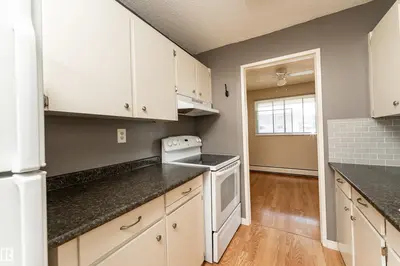 Interior photo 2 of #2 10737 116 ST NW