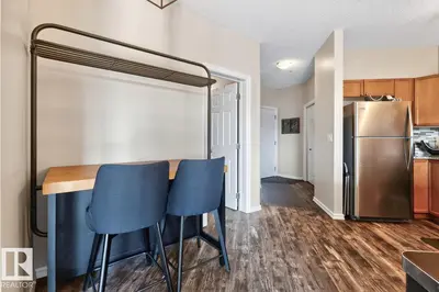 Interior photo 3 of #313 226 MACEWAN RD SW