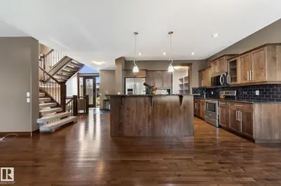Interior photo 2 of 25 HILLTOP RG