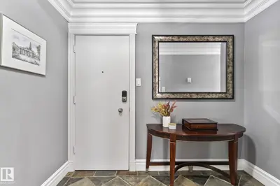 Interior photo 1 of #405 10745 83 AV NW