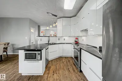 Interior photo 3 of 9130 100A AV NW