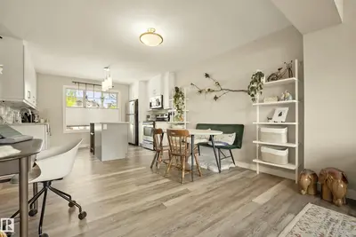 Interior photo 2 of 4013 BLACKBIRD LI NW