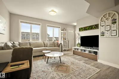 Interior photo 4 of 4013 BLACKBIRD LI NW