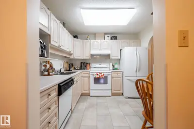 Interior photo 3 of #310 17151 94A AV NW
