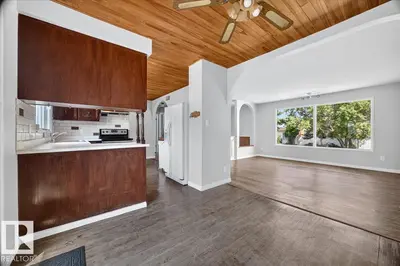 Interior photo 3 of 7419 15 AV NW