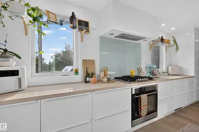 Interior photo 4 of #182 52063 RGE ROAD 225