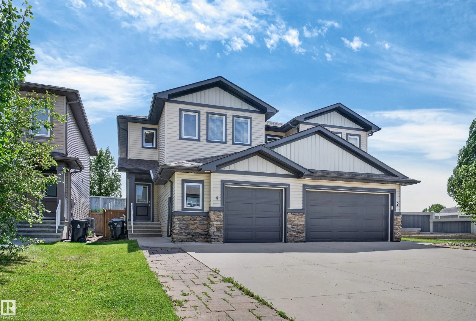4 HAMMETT GA, Spruce Grove - 3 bedroom Duplex for sale