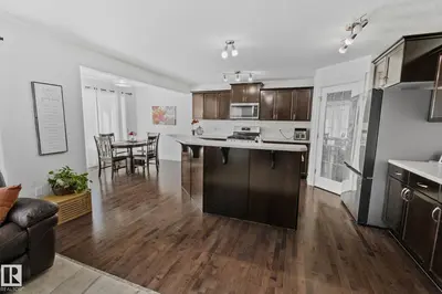 Interior photo 4 of 1115 61 ST SW