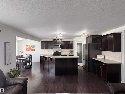 Interior photo 3 of 1115 61 ST SW