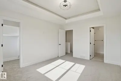 Interior photo 3 of 102 Spring LI