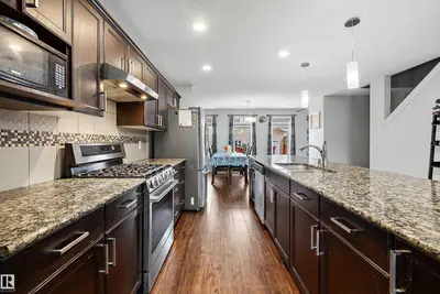 Interior photo 2 of 1563 TAMARACK BV NW
